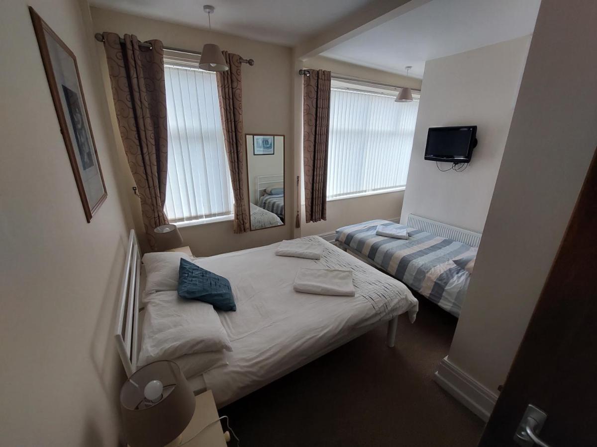 Tsd Guest House Blackpool Exterior photo